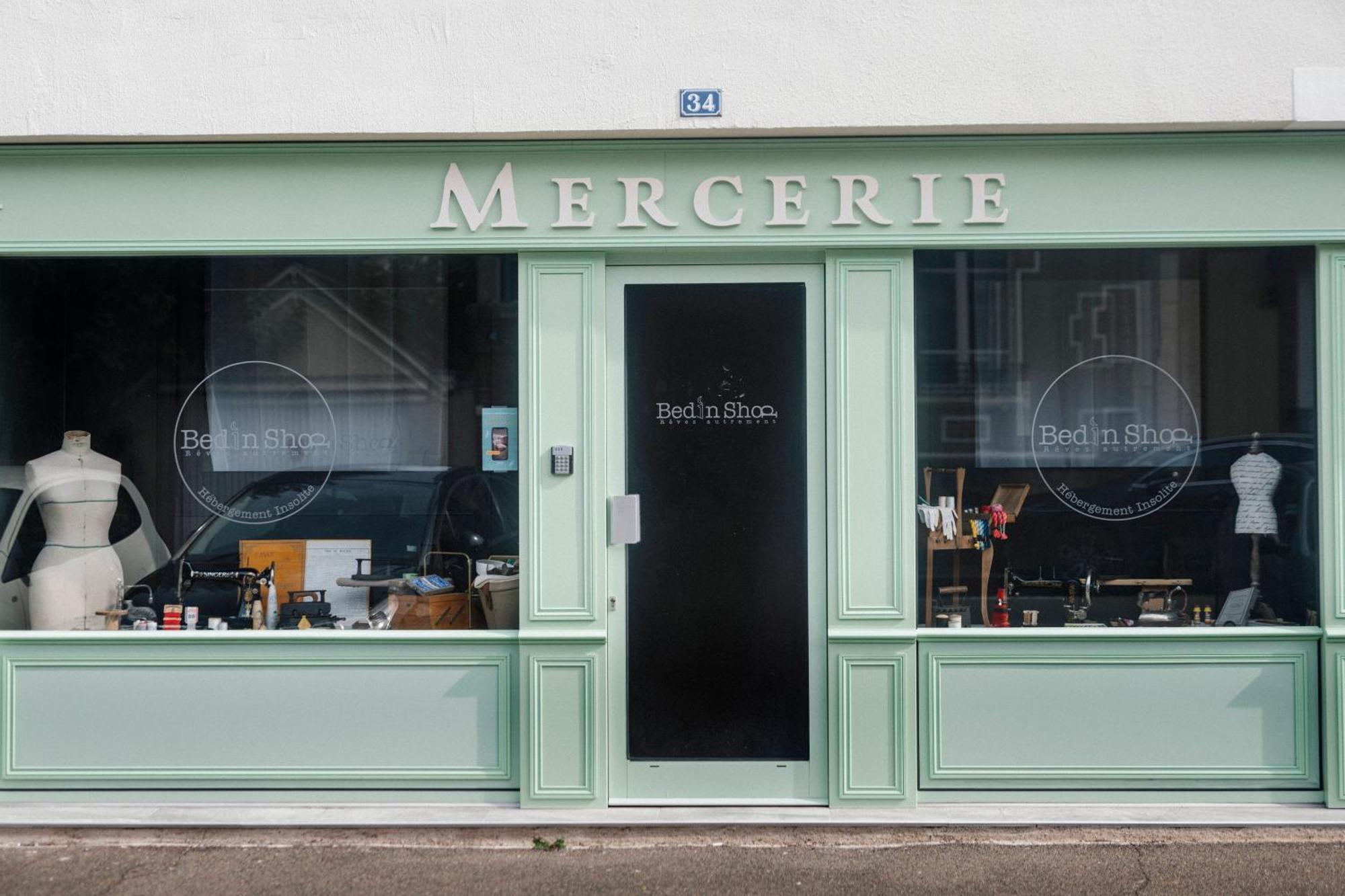La Mercerie "Bedinshop" Centre Ville Chartres Extérieur photo